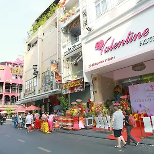 Valentine Saigon - Bùi Viện Street Hotel